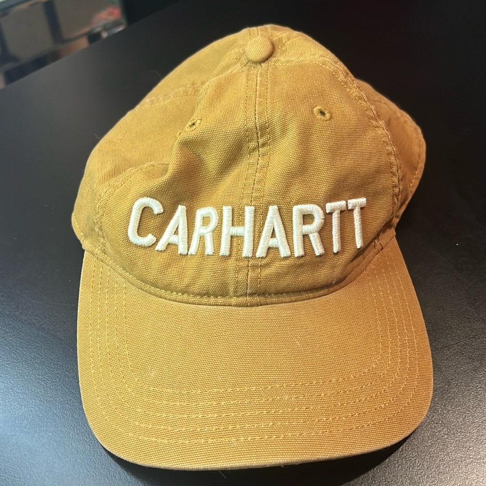 Euc: carhartt hat